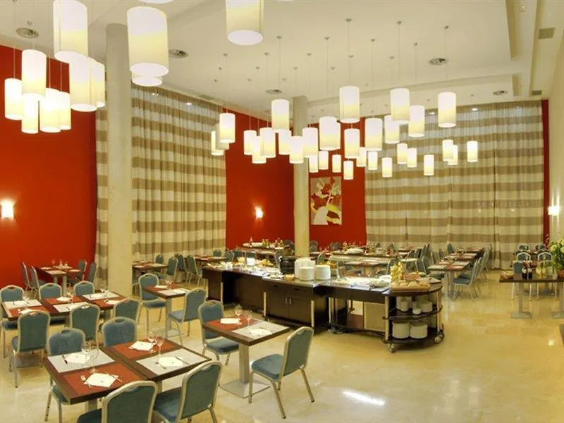 Avant Aeropuerto Torrejon de Ardoz 4*,  Spain